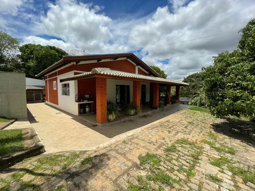 Chácara com 3 dormitórios à venda, 337 m² por R$ 1.600.000,00 - Chácaras São Bento - Valinhos/SP, foto 1