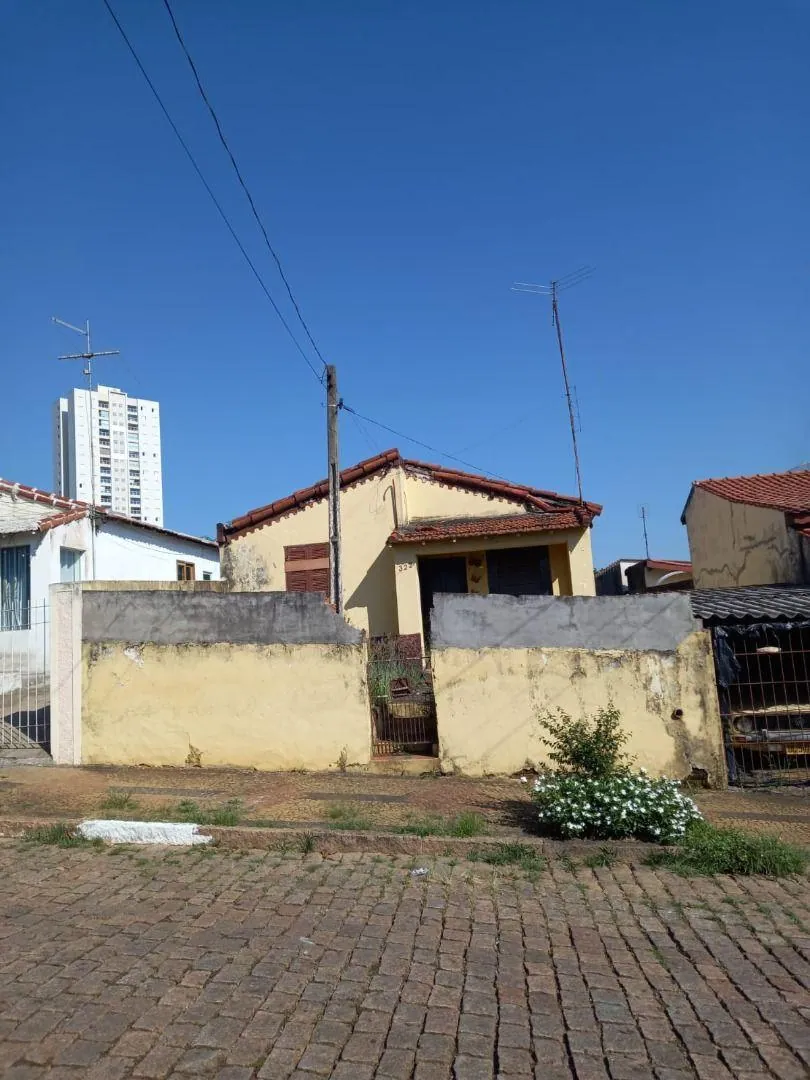 Casa 2 quartos e casa de fundo. AT: 367 m2, em Valinhos. Região privilegiada, residencial e alto potencial comercial no São Cristóvão., foto 1