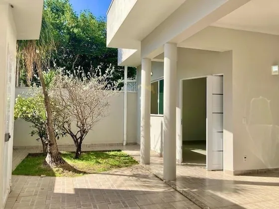 Casa com 3 dormitórios - Parque Nova Suiça - Valinhos/SP