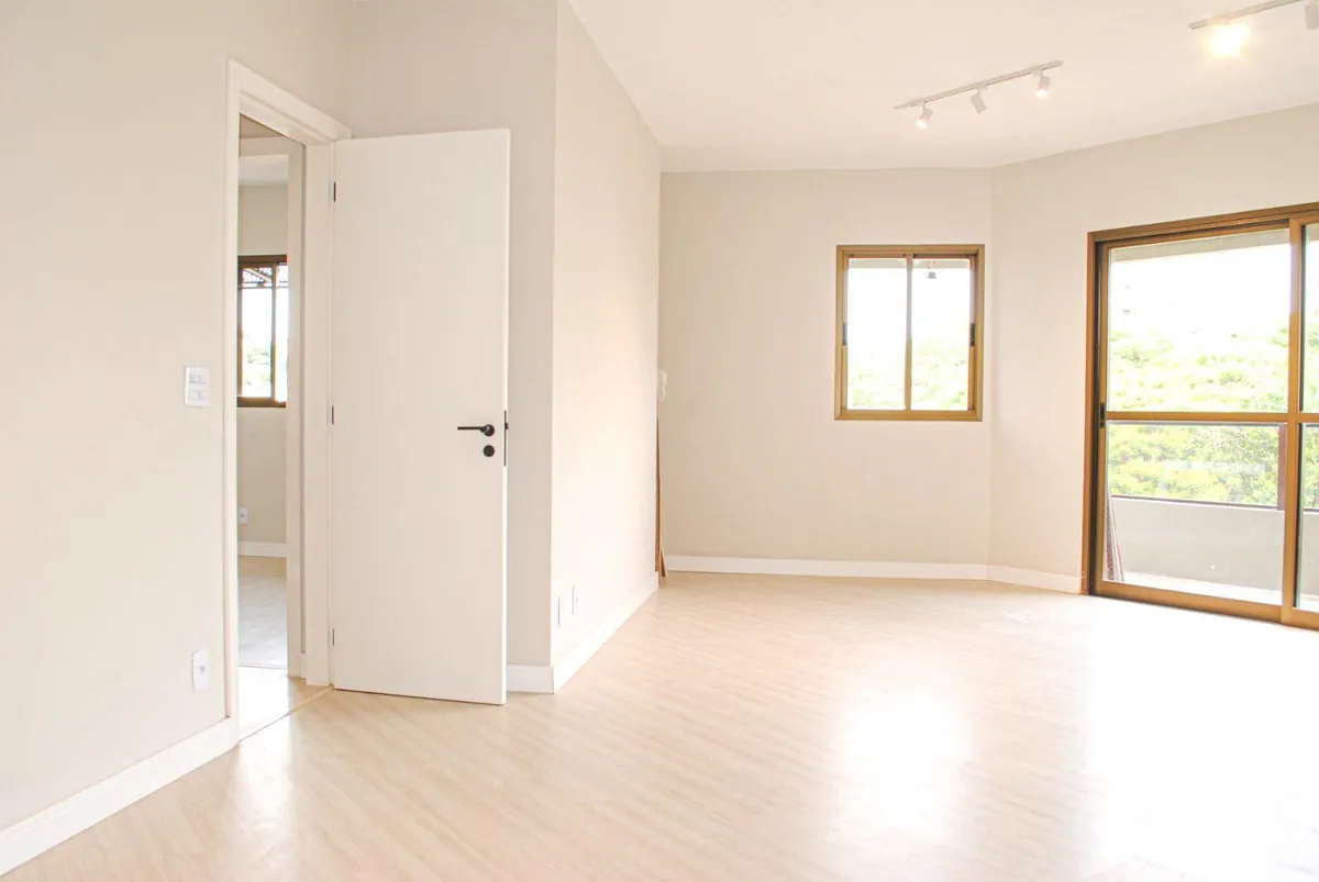 Apto Jd. Proença Campinas. 3 dorm.; 2 suítes; sala 2 ambientes; sacada; banh. social; 2 vagas; Arm. planejados suíte, cozinha e banheiro., foto 1