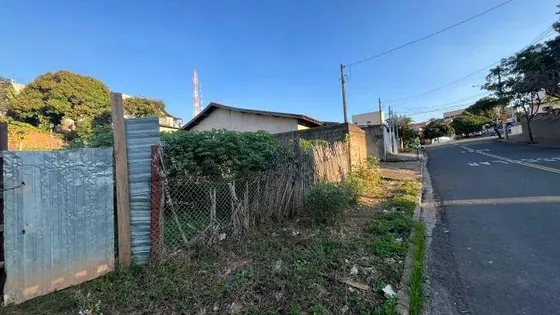 Terreno à venda, 360 m² por R$ 360.000,00 - Jardim America II - Valinhos/SP