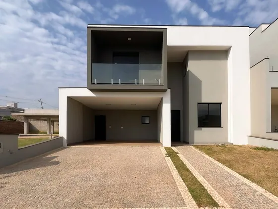 Casa com 3 dormitórios à venda, 240 m² por R$ 1.800.000,00 - Condomínio Colline Di Parma - Valinhos/SP