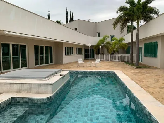 Casa com 5 quartos, Dois Córregos - Valinhos