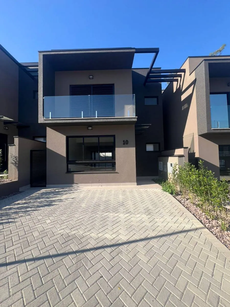 Casa de Condomínio à Venda - Condomínio Residencial Villa Greice - Valinhos, foto 1