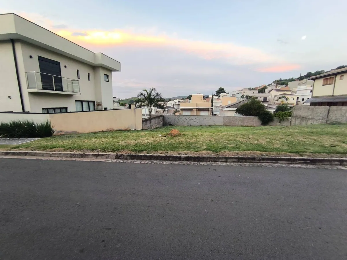 Lote/Terreno a venda - Condomínio Portal do Jequitibá - Valinhos, foto 1