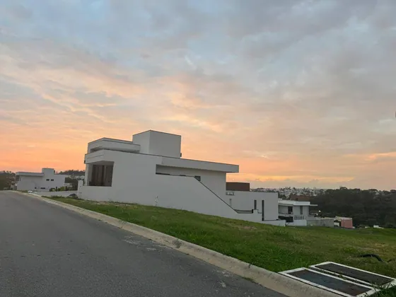 Lote/Terreno a venda com 330m² - Condomínio Colline di Parma - Valinhos