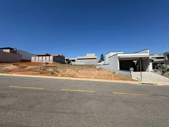 Lote/Terreno a venda com 312m² - Condomínio Colline di Parma - Valinhos