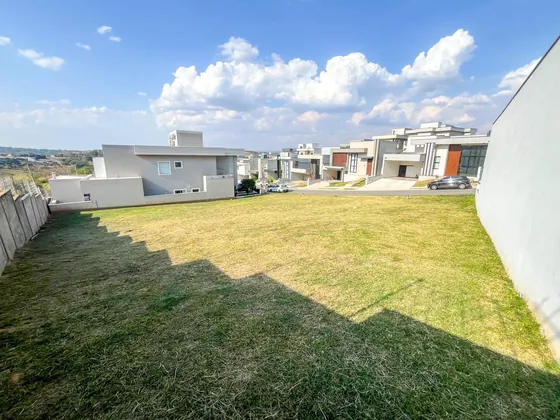 Lote/ Terreno em Condomínio à Venda - Condomínio Residencial Mont Alcino - Valinhos