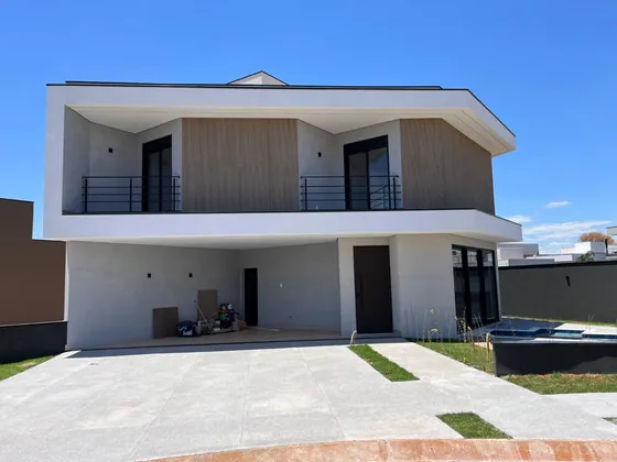 Casa de Condomínio com 3 quartos - Residencial Royal Garden - Paulínia