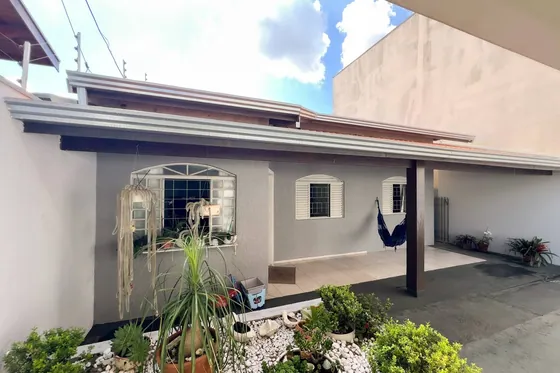 Casa com 3 quartos, Residencial Santa Maria - Valinhos