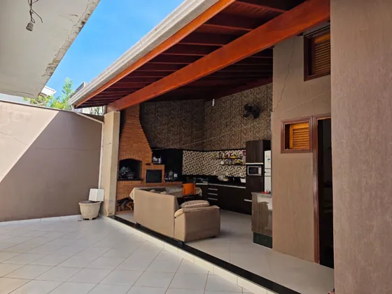 Casa com 4 quartos, Loteamento Residencial Santa Gertrudes - Valinhos