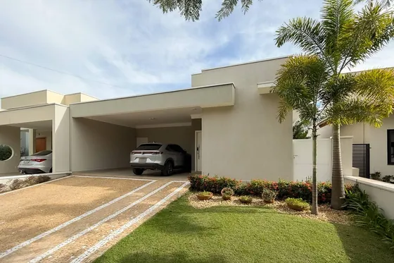 Casa de Condomínio com 2 quartos, Fazenda Santana - Valinhos