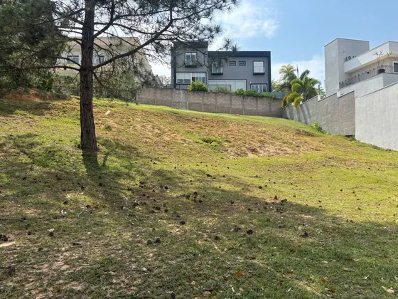 Terreno à venda, 755 m² por R$ 950.000,00 - Condomínio Portal do Lago