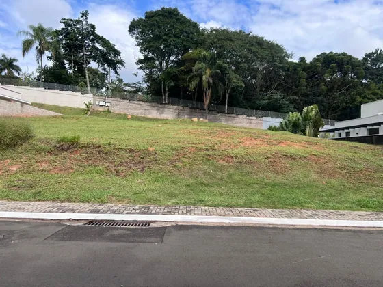 Terreno maravilhoso em Condominio Alto Padrão