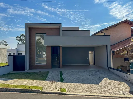 Casa de Condomínio com 3 quartos, Pinheiro - Valinhos