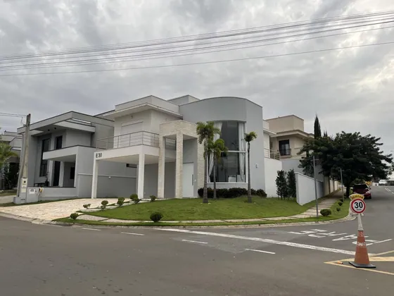 Casa de Condomínio com 3 quartos, Jardim São Marcos - Valinhos